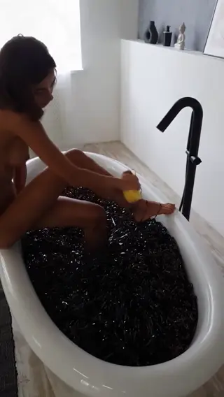 juliaslip_nu leaked video, frame 6