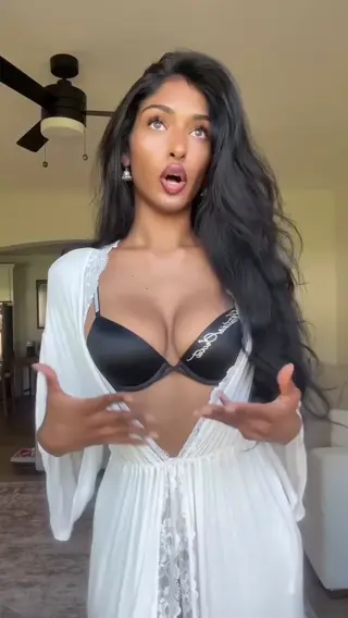 kaavikiwi leaked video, frame 5