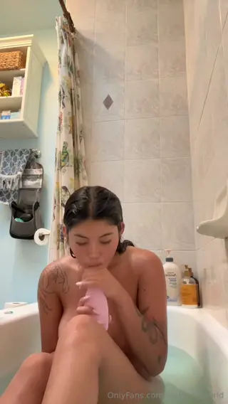 kaleismyworld leaked video, frame 5