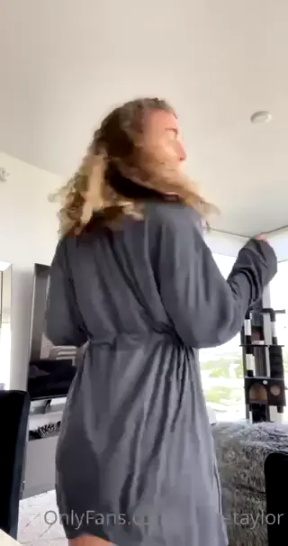 karlyetaylor leaked video, frame 6