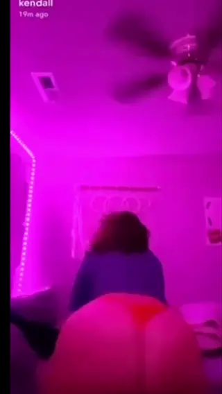 kendall leaked video, frame 1