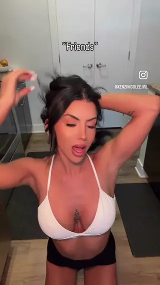 kenzinicolee.irl leaked video, frame 4