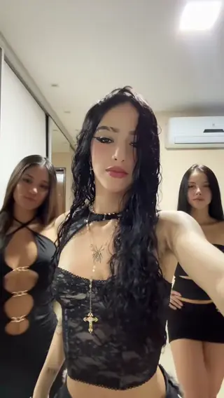 kika.xz leaked video, frame 4