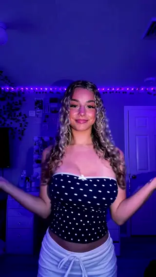 kirapregiato leaked video preview
