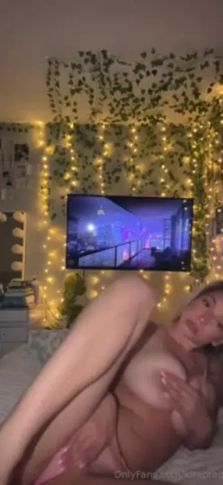 kirapregiato leaked video preview