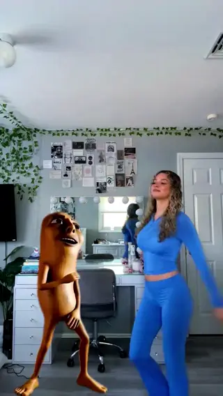 kirapregiato leaked video preview