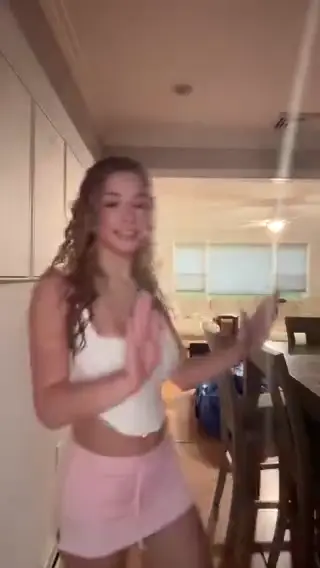 kirapregiato leaked video, frame 6