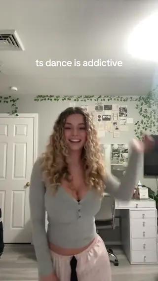kirapregiato leaked video preview