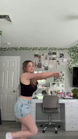 kirapregiato leaked video preview