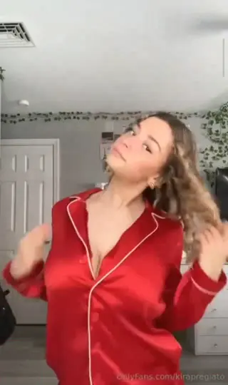 kirapregiato leaked video preview