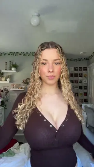 kirapregiato leaked video, frame 3