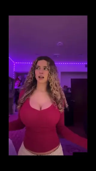 kirapregiato leaked video preview