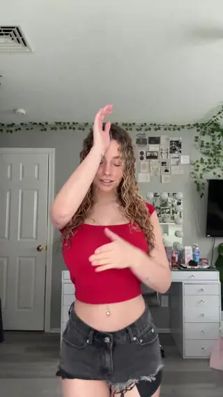 kirapregiato leaked video, frame 2