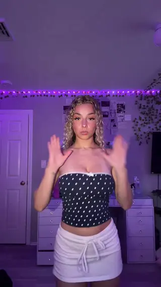 kirapregiato leaked video, frame 2