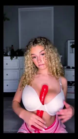 kirapregiato leaked video, frame 5