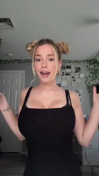 kirapregiato leaked video preview