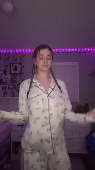 kirapregiato leaked video preview