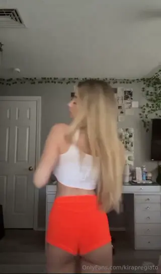 kirapregiato leaked video preview