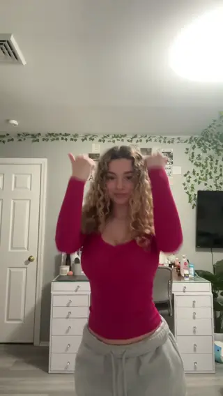 kirapregiato leaked video preview