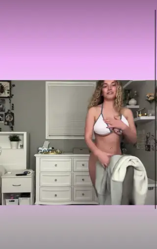 kirapregiato leaked video preview
