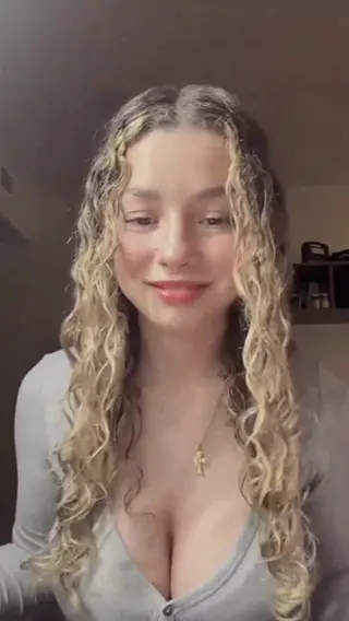 kirapregiato leaked video preview