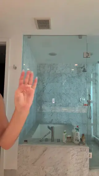 kirapregiato leaked video preview