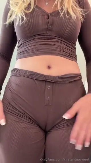 kirstentoosweet leaked video, frame 6