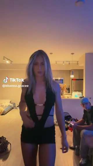 kkenna.grace leaked video, frame 2