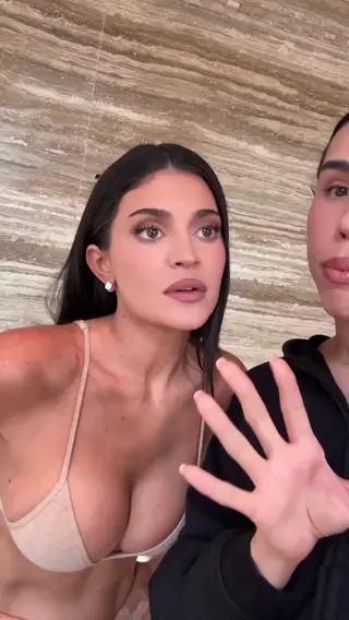 kyliejenner leaked video, frame 2
