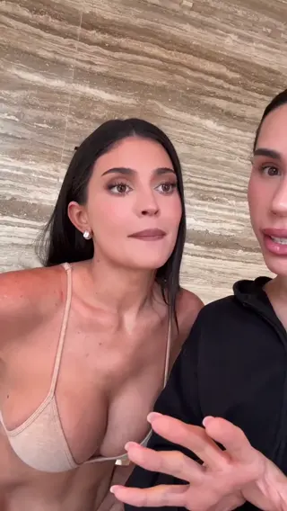 kyliejenner leaked video, frame 3