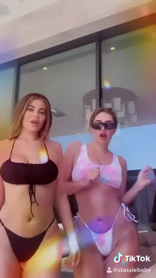 kyliejenner leaked video, frame 2