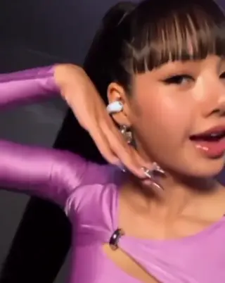 lalalalisa_m leaked video preview
