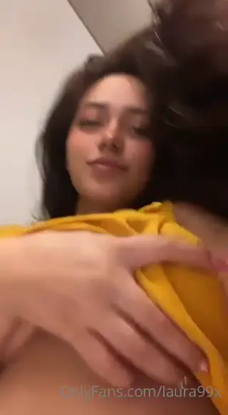 laura3_3 leaked video preview