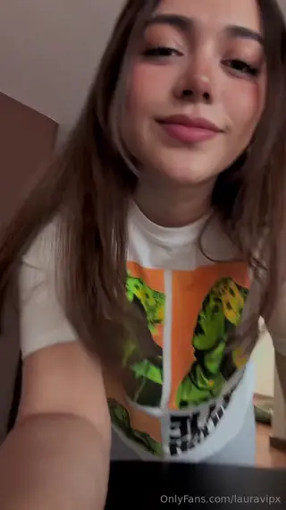 laura3_3 leaked video preview