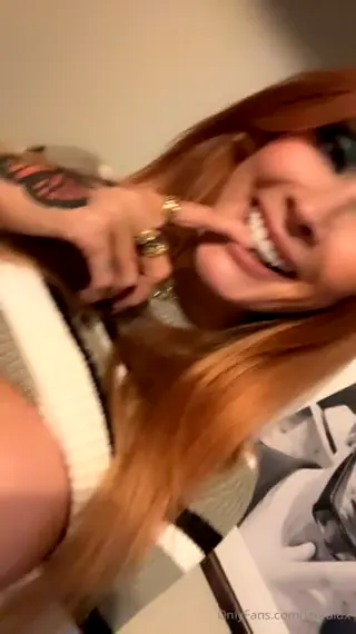 lauralux leaked video, frame 1