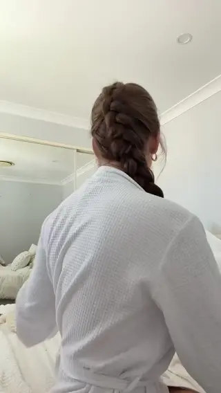 lauramjj_ leaked video, frame 2