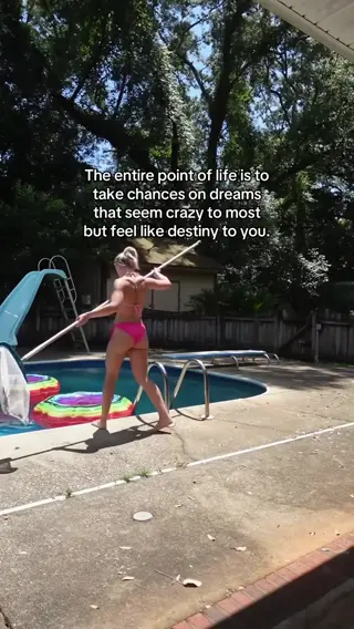 lauren_herrrrrrrrrr leaked video, frame 2