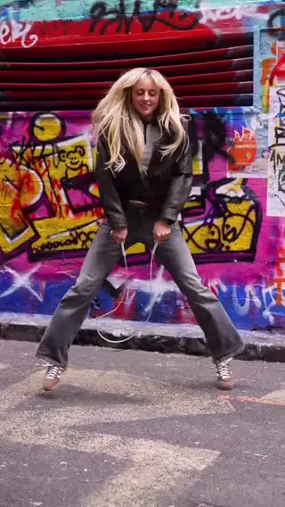 lauren.jumps leaked video, frame 2