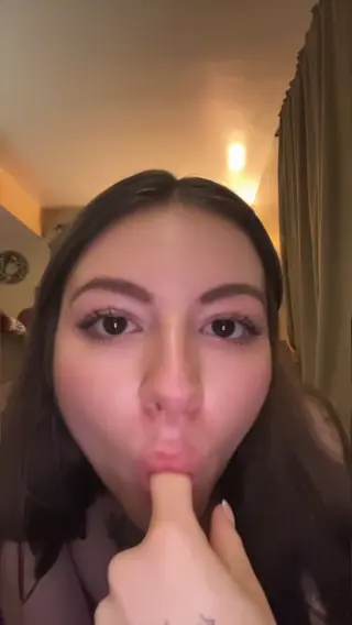 laylubug leaked video, frame 5