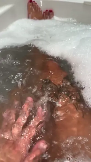 layz leaked video, frame 2