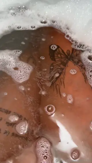 layz leaked video, frame 4