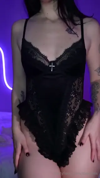 lboobies leaked video, frame 1