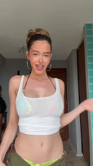 leaelui leaked video, frame 1