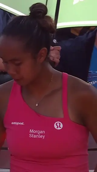 leylahfernandez leaked video, frame 6