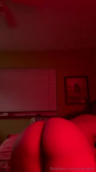 leylaingallz leaked video, frame 2