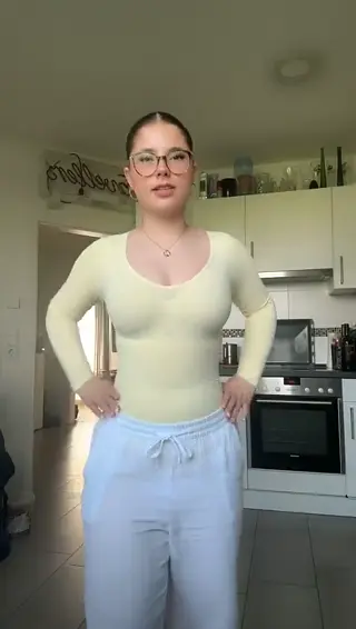 lil.lilou.secret... leaked video preview