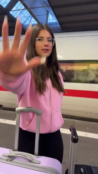 lil.lilou.secret... leaked video preview
