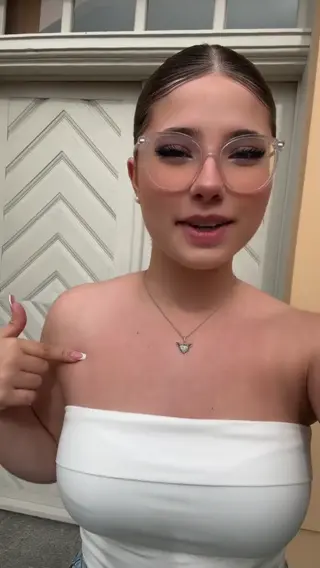 lil.lilou.secret... leaked video preview