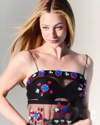 lilireinhart leaked video, frame 4