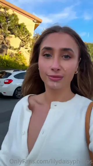 lilydaisyphillips leaked video, frame 6